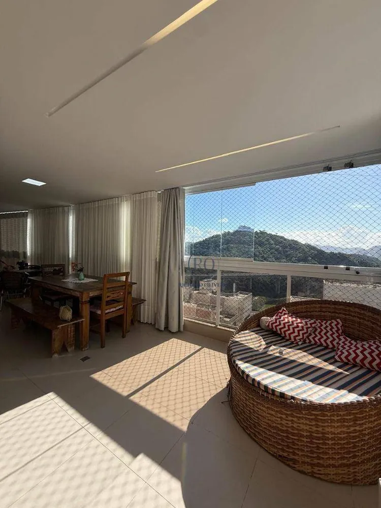 Apartamento, 3 quartos, 130 m² - Foto 1
