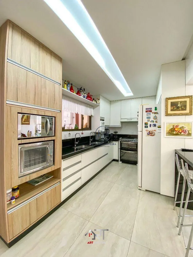 Apartamento, 4 quartos, 245 m² - Foto 11