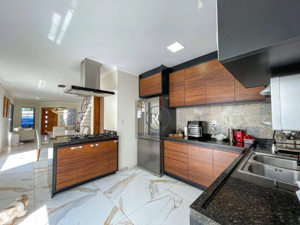 Casa, 3 quartos, 185 m² - Foto 3