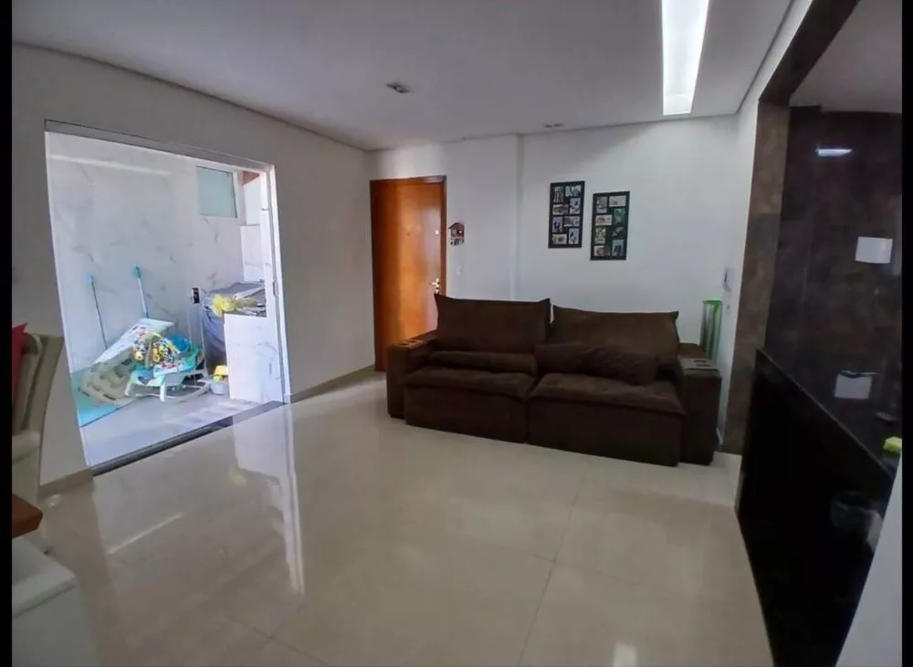 Apartamento à venda com 2 quartos, 100m² - Foto 2