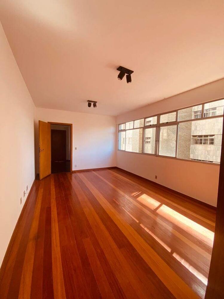 Apartamento, 4 quartos, 230 m² - Foto 1