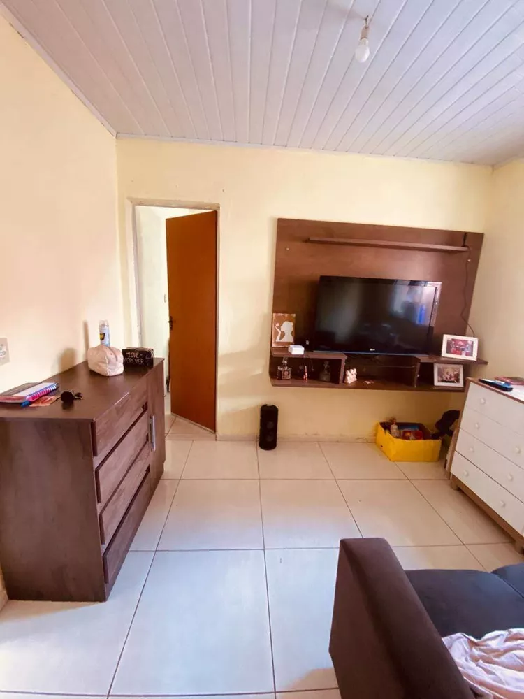 Casa à venda com 6 quartos, 360m² - Foto 3