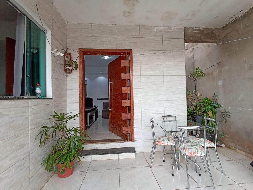 Casa, 2 quartos, 200 m² - Foto 1