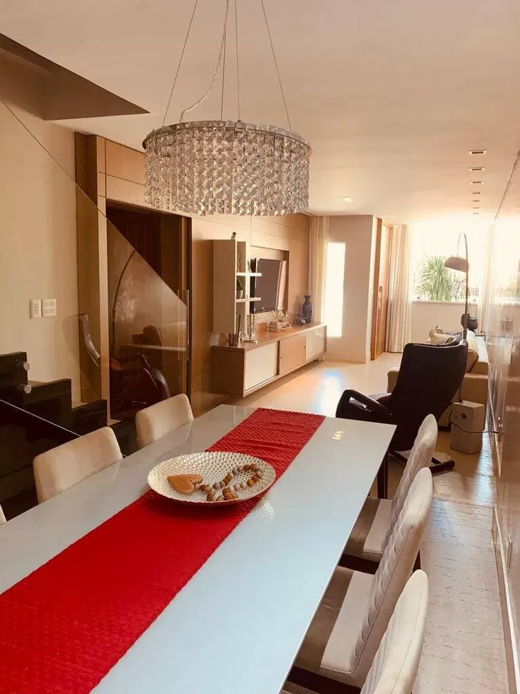 Casa, 3 quartos, 260 m² - Foto 1