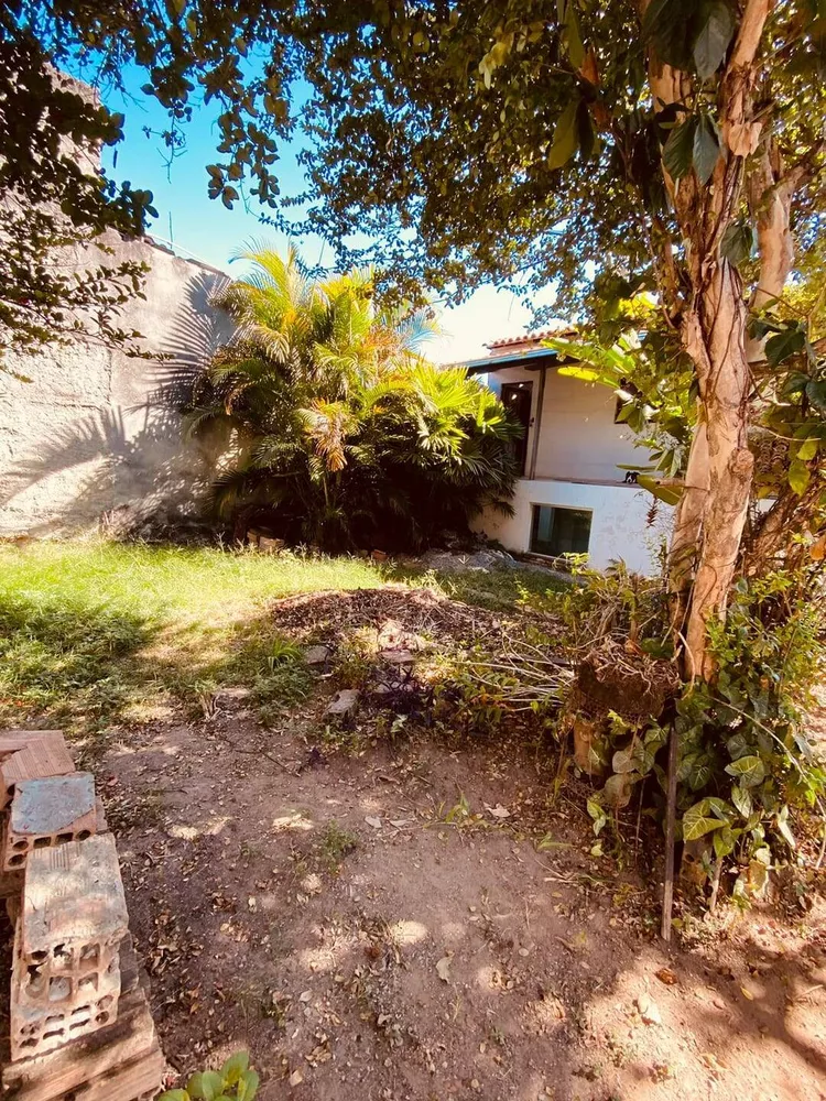 Casa à venda com 4 quartos, 360m² - Foto 2