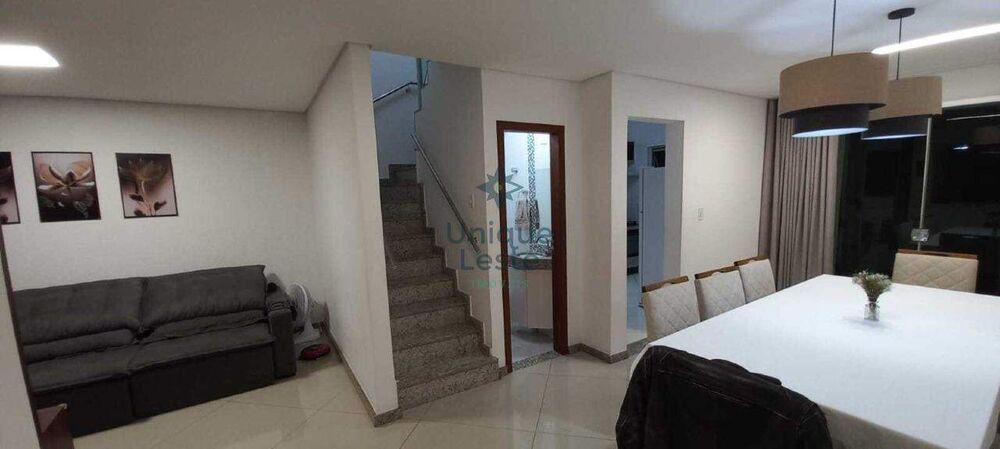 Casa, 3 quartos, 156 m² - Foto 2
