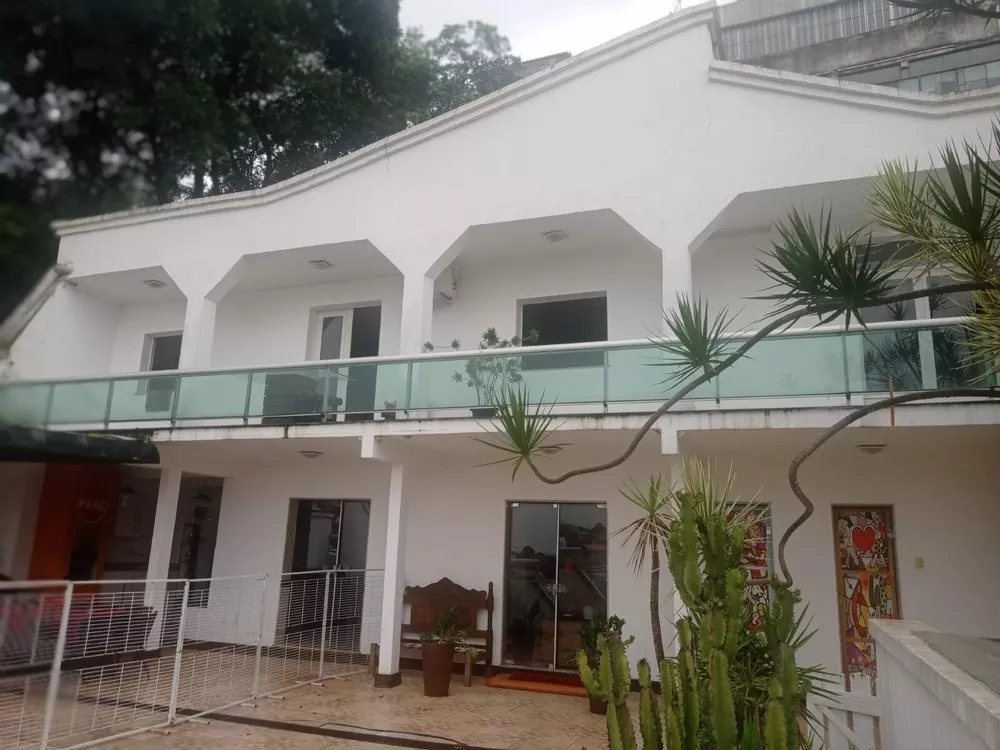 Casa à venda com 3 quartos, 350m² - Foto 2