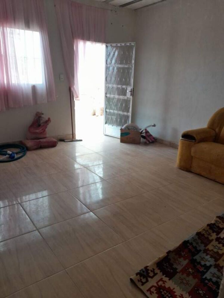 Casa, 2 quartos, 470 m² - Foto 1