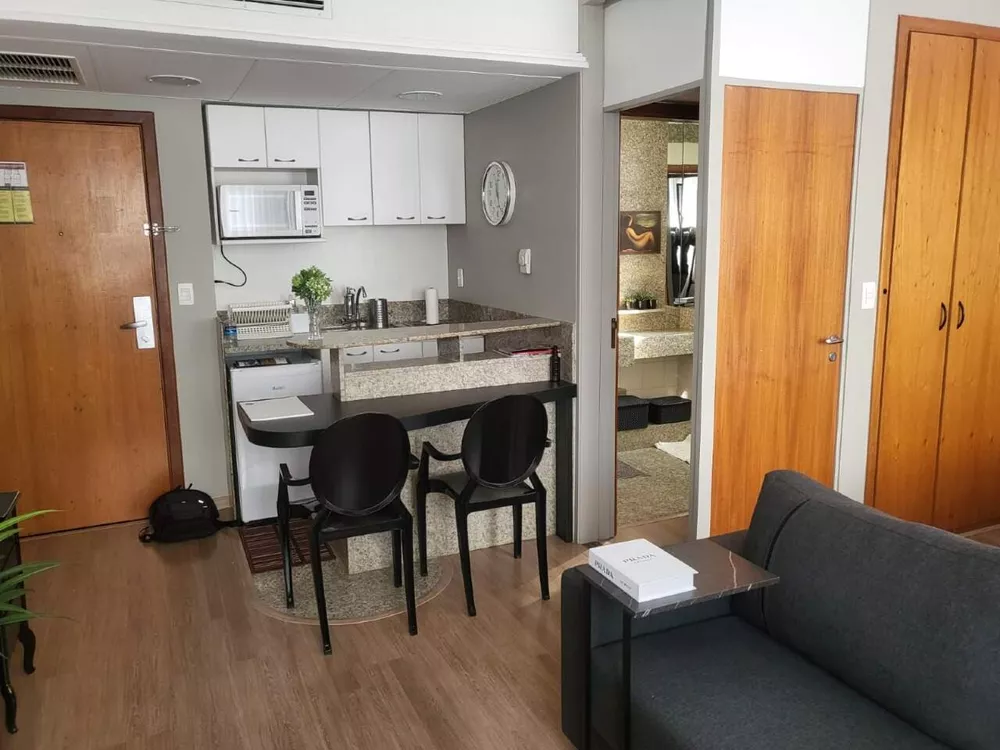 Cobertura à venda com 4 quartos, 200m² - Foto 1