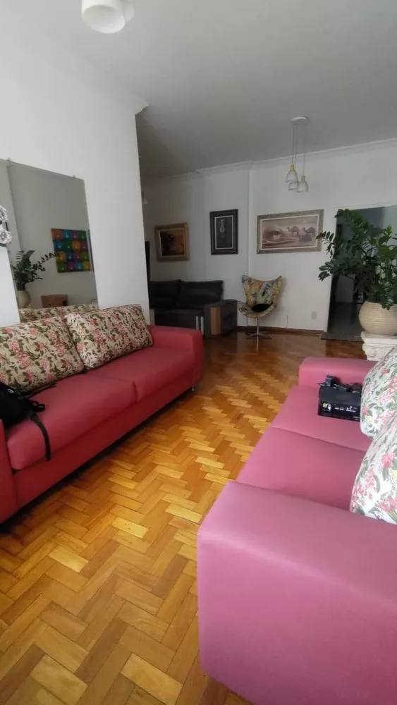 Apartamento à venda com 3 quartos, 124m² - Foto 1