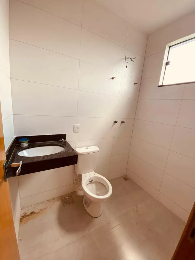 Casa à venda com 3 quartos, 80m² - Foto 15