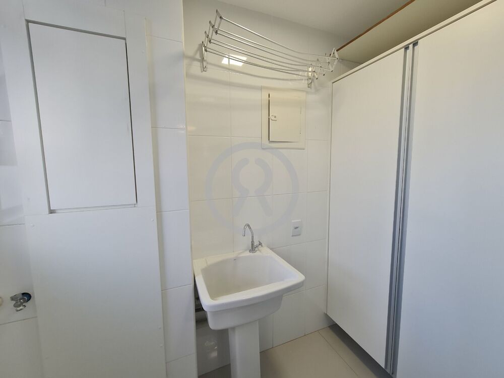Apartamento à venda com 1 quarto, 67m² - Foto 2