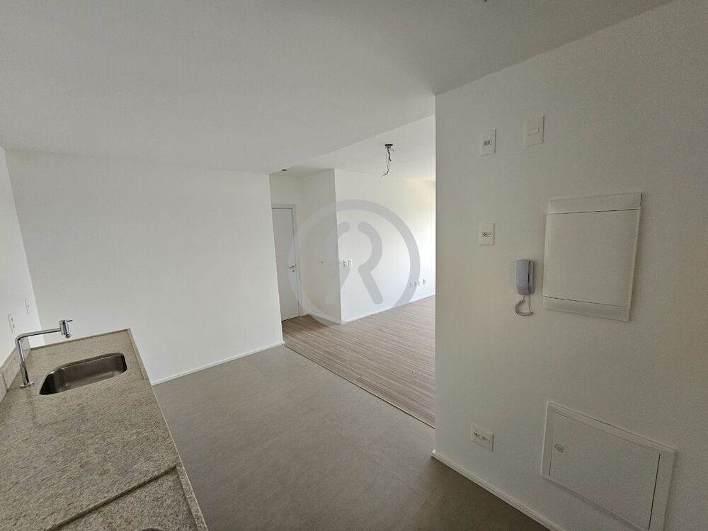 Apartamento à venda com 2 quartos, 76m² - Foto 7