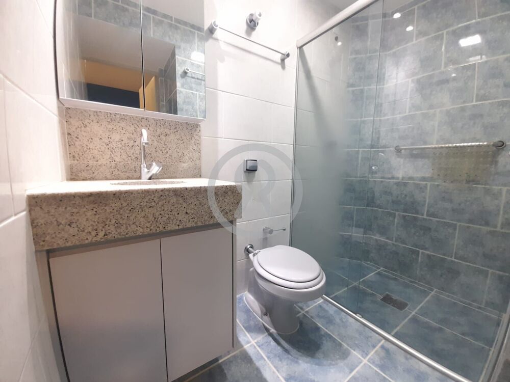 Apartamento para alugar com 3 quartos, 150m² - Foto 3