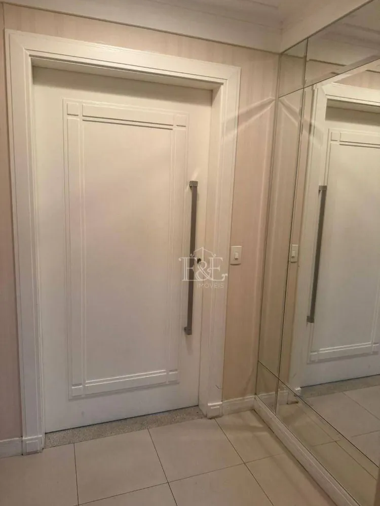 Apartamento, 3 quartos, 246 m² - Foto 3