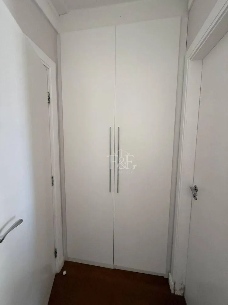 Apartamento, 3 quartos, 246 m² - Foto 2