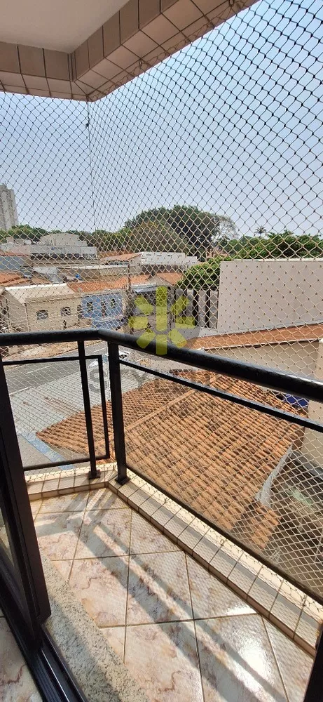 Apartamento à venda com 3 quartos, 104m² - Foto 1