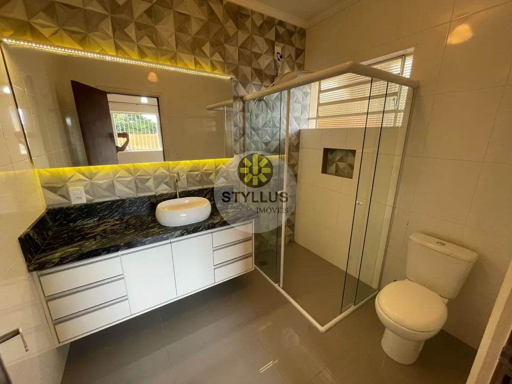 Casa, 3 quartos, 235 m² - Foto 24