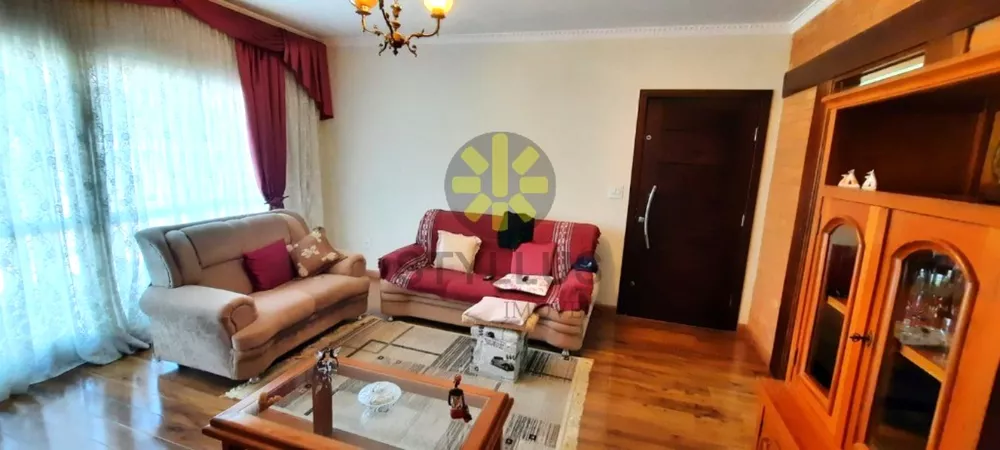 Casa à venda com 3 quartos, 235m² - Foto 5