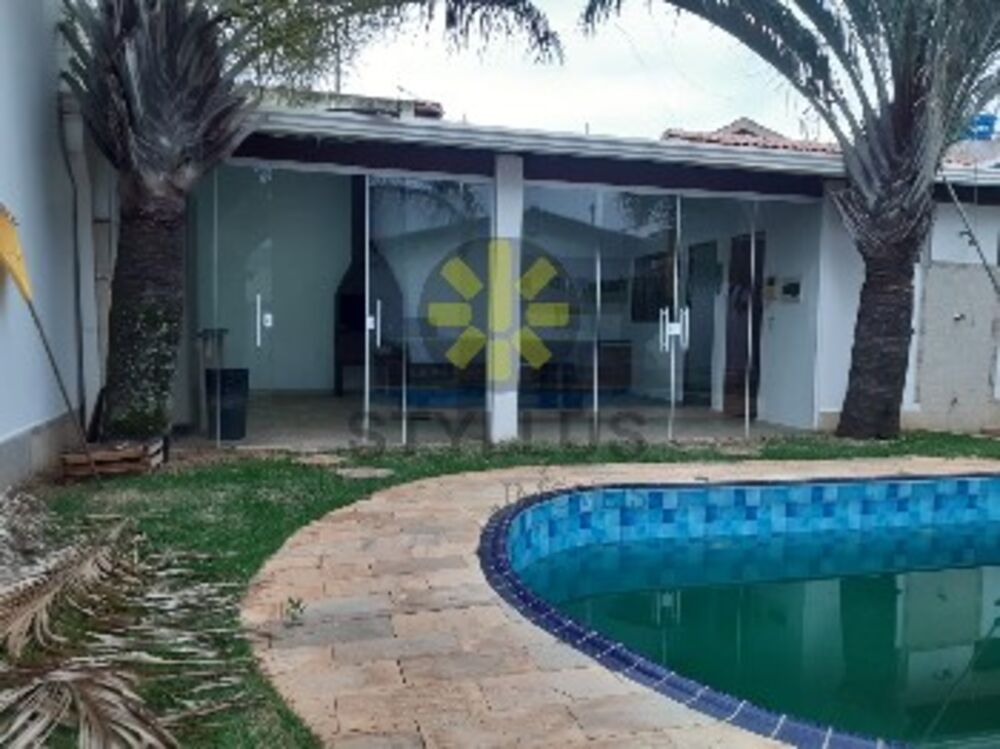 Casa, 3 quartos, 168 m² - Foto 2