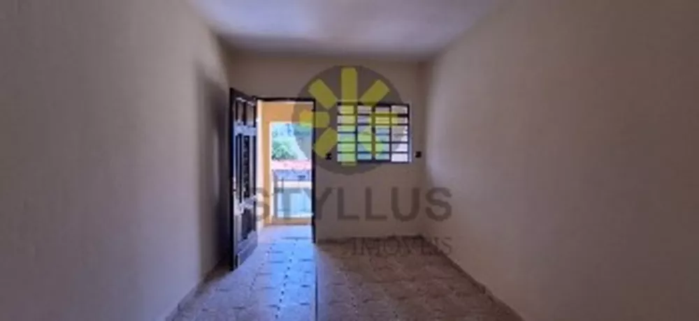 Casa para alugar com 2 quartos, 75m² - Foto 8