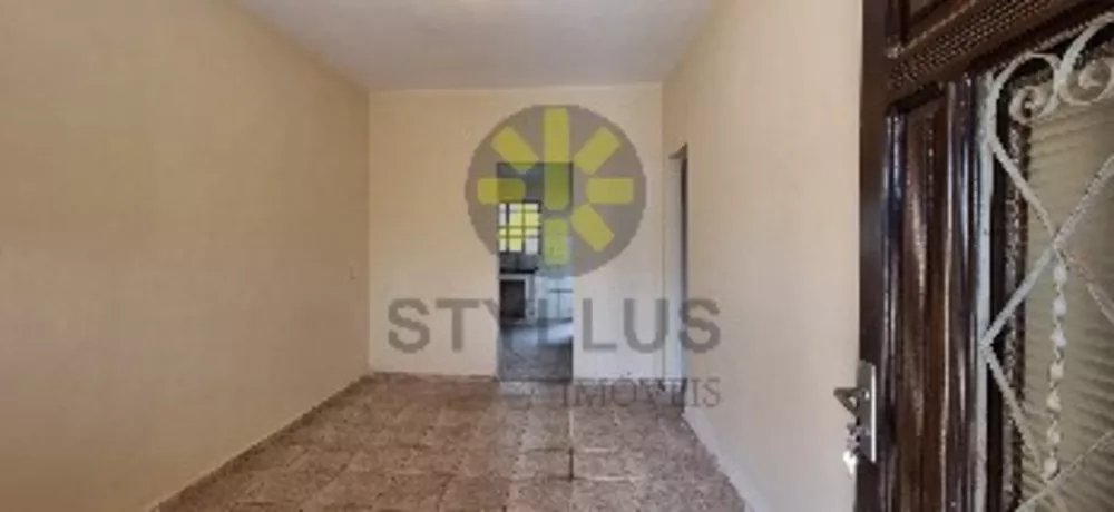 Casa para alugar com 2 quartos, 75m² - Foto 6