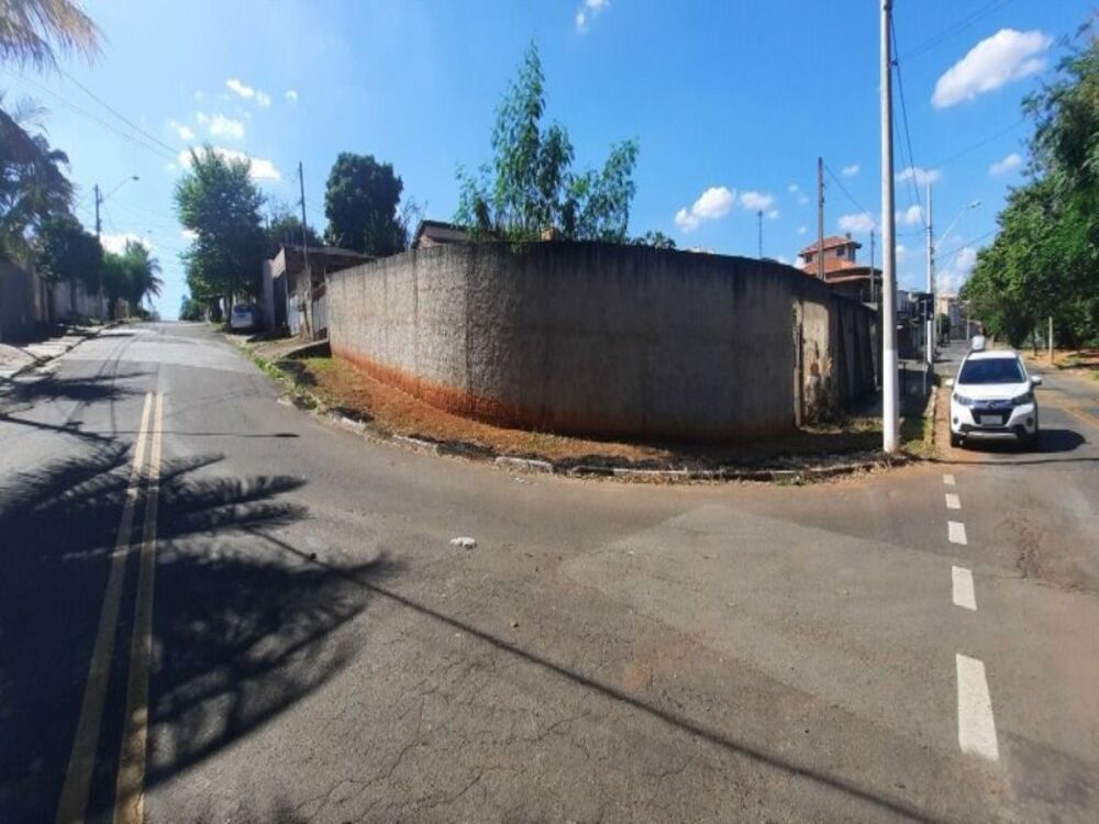 Terreno, 254 m² - Foto 1