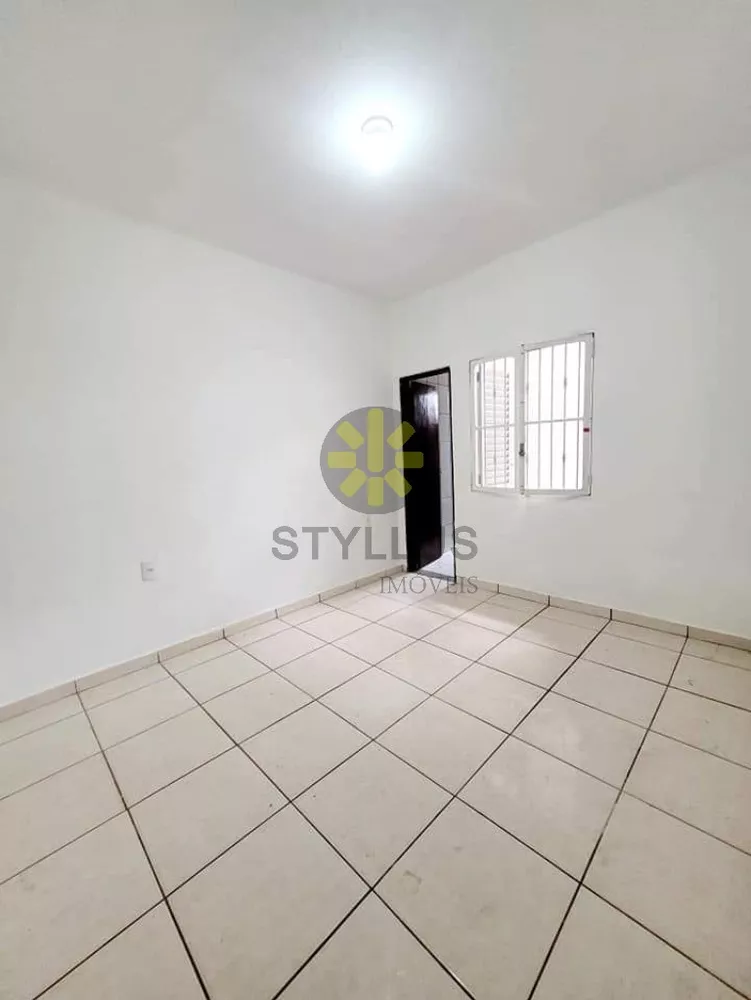 Casa à venda com 2 quartos, 114m² - Foto 8