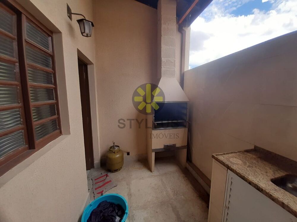 Casa à venda com 5 quartos, 250m² - Foto 5