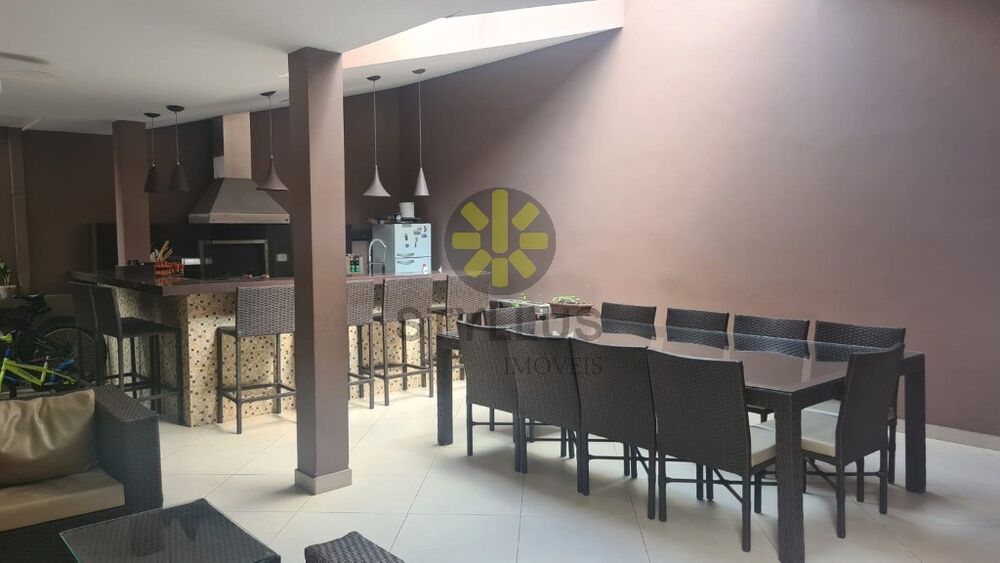 Casa, 3 quartos, 210 m² - Foto 11