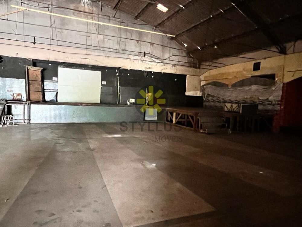 Depósito-Galpão-Armazém para alugar, 1000m² - Foto 2