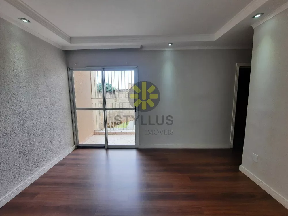 Apartamento à venda com 2 quartos, 64m² - Foto 4