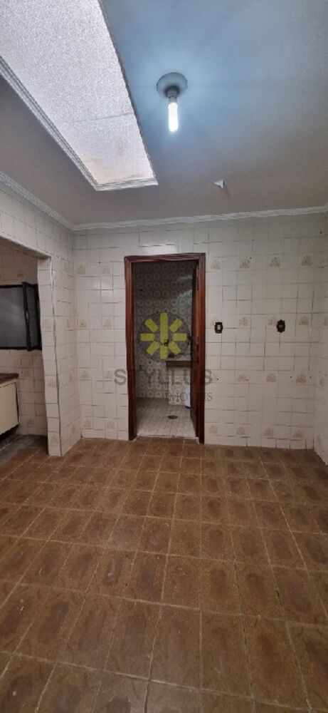 Casa para alugar com 3 quartos, 260m² - Foto 3