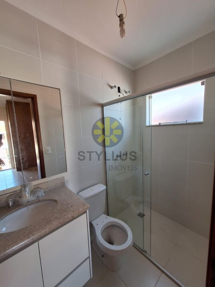 Casa, 4 quartos, 176 m² - Foto 2