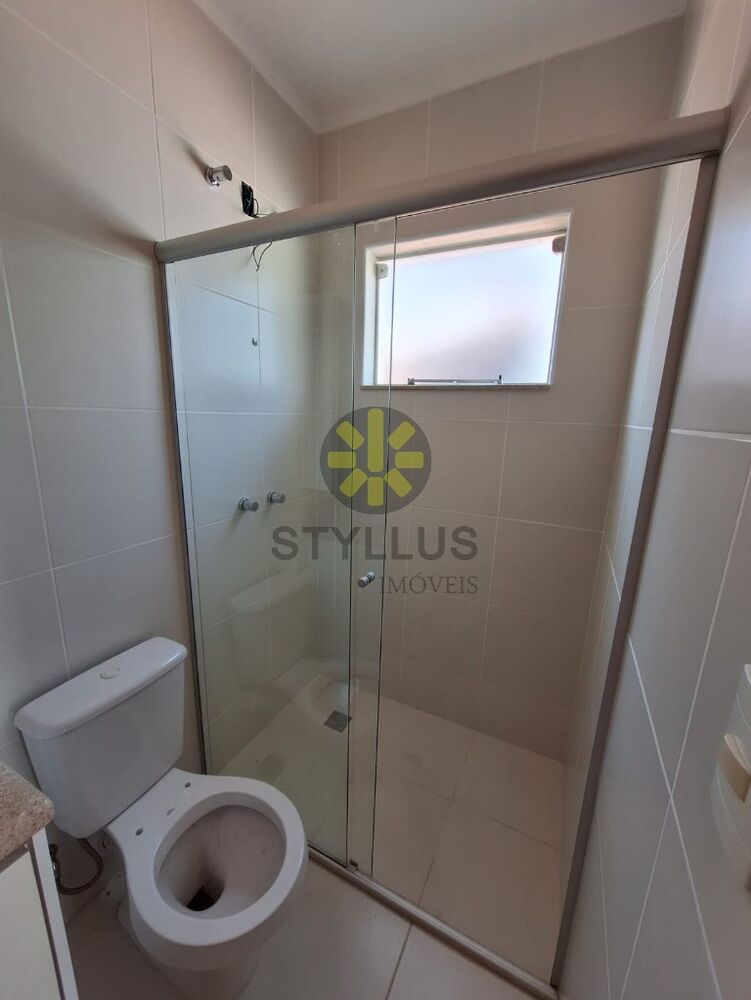 Casa, 4 quartos, 176 m² - Foto 1