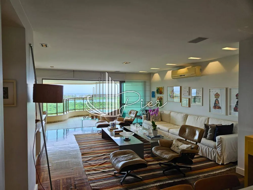 Apartamento, 3 quartos, 160 m² - Foto 2