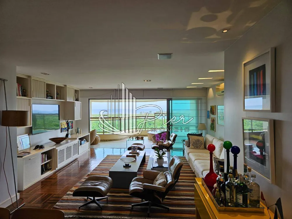 Apartamento, 3 quartos, 160 m² - Foto 1