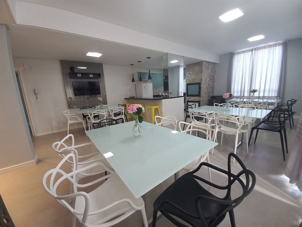 Apartamento à venda com 3 quartos, 83m² - Foto 3