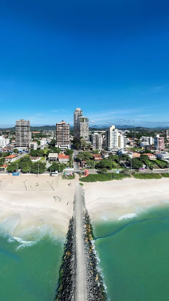 Apartamento à venda com 3 quartos, 157m² - Foto 1