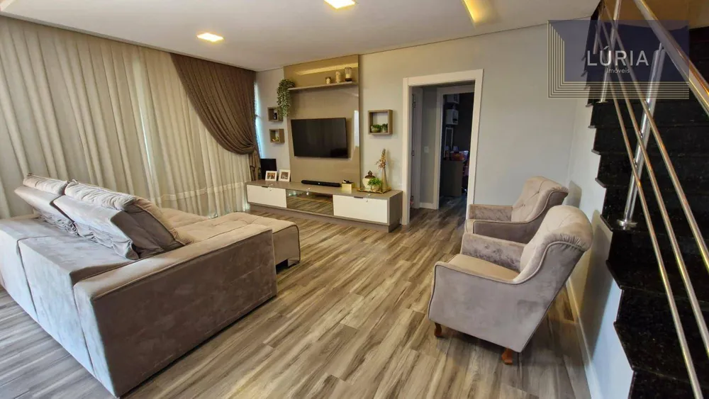 Casa, 3 quartos, 175 m² - Foto 1