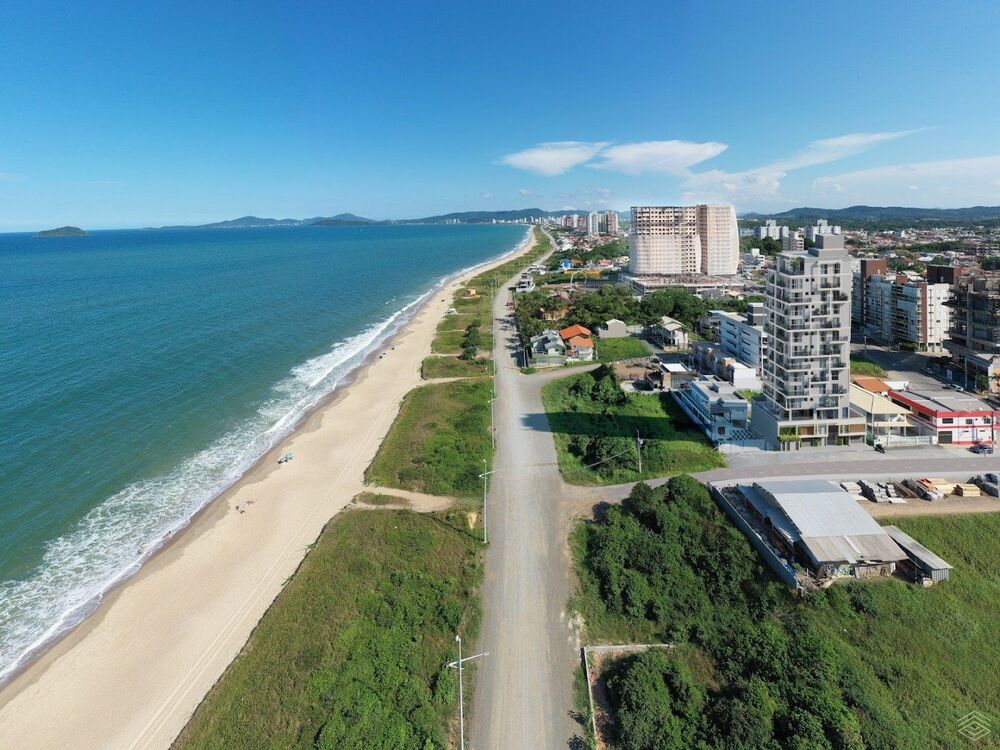 Apartamento à venda com 4 quartos, 249m² - Foto 4