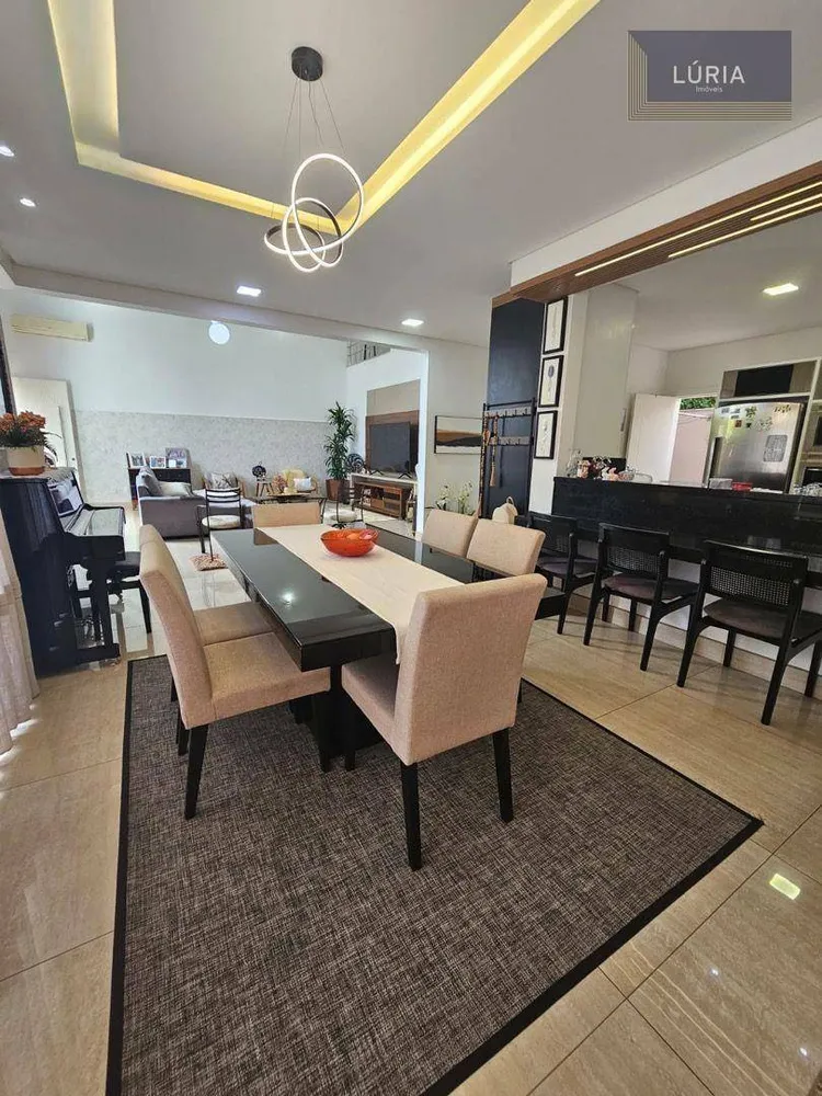 Casa, 3 quartos, 325 m² - Foto 16