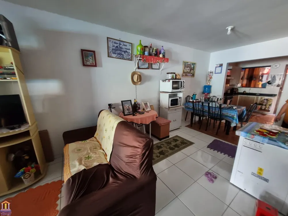 Casa, 3 quartos, 79 m² - Foto 1
