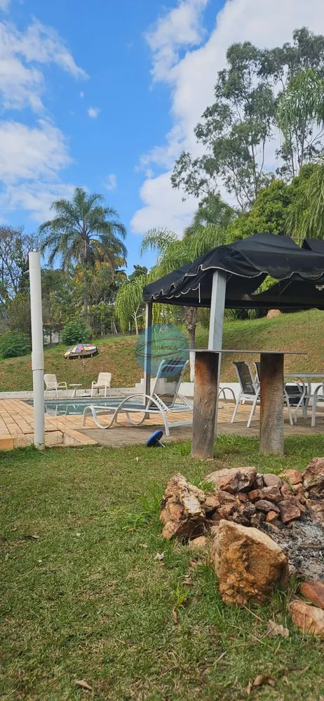 Chácara, 4 quartos, 3000 m² - Foto 1