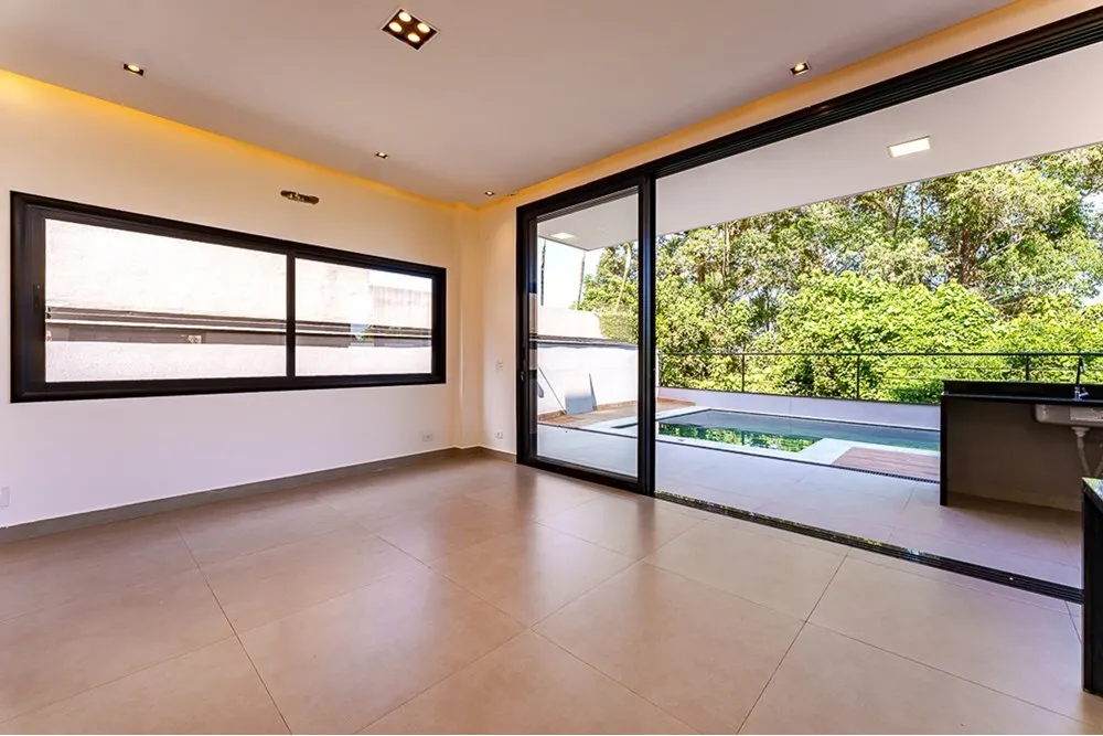 Casa, 5 quartos, 335 m² - Foto 3