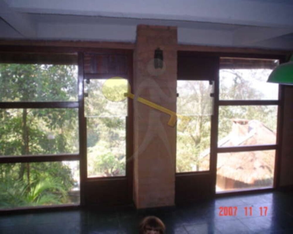 Casa à venda com 3 quartos, 262m² - Foto 8