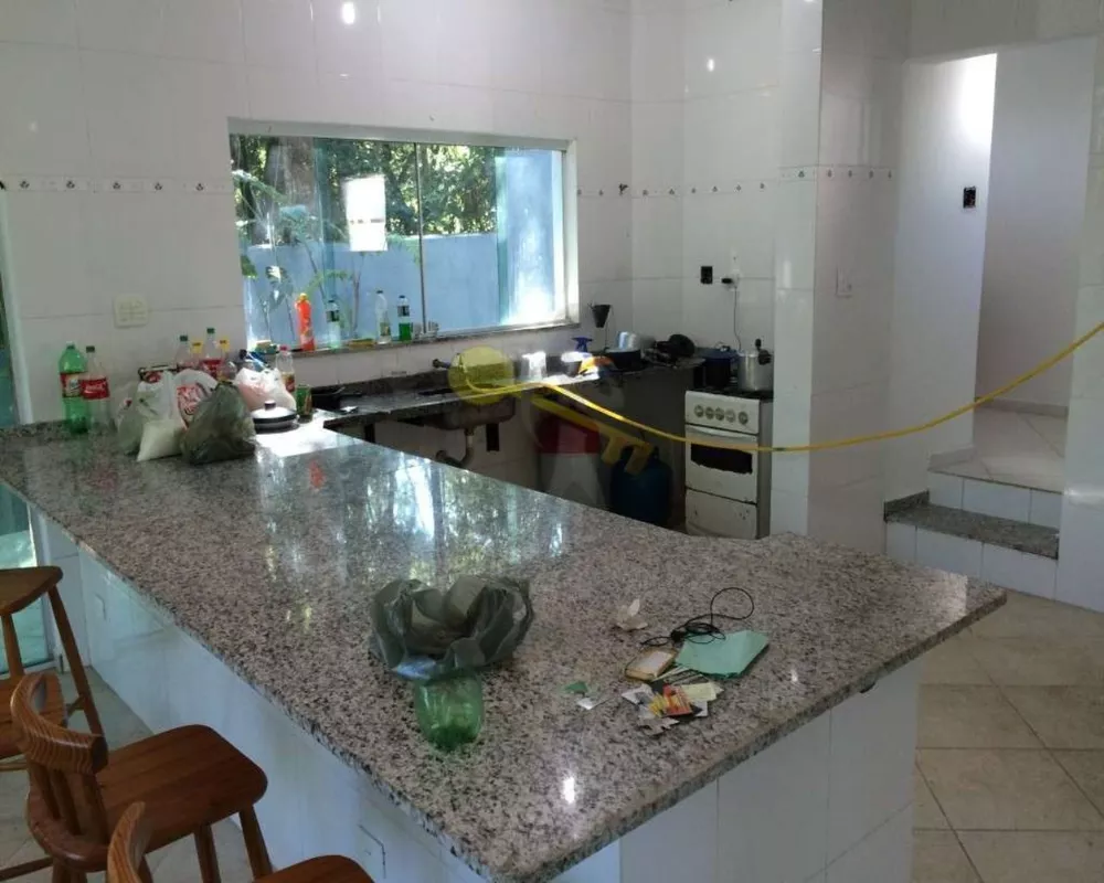 Casa para alugar com 4 quartos, 500m² - Foto 3