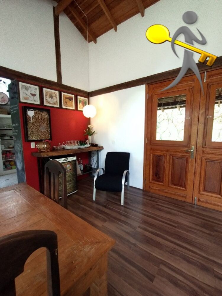 Casa, 3 quartos, 241 m² - Foto 6