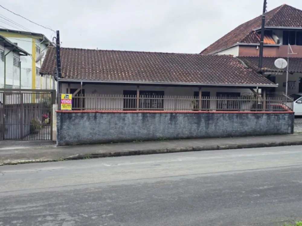 Sobrado, 9 quartos, 310 m² - Foto 2