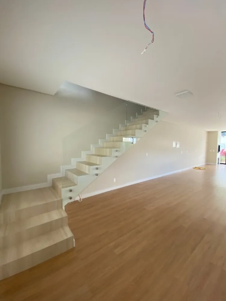 Sobrado, 3 quartos, 176 m² - Foto 3